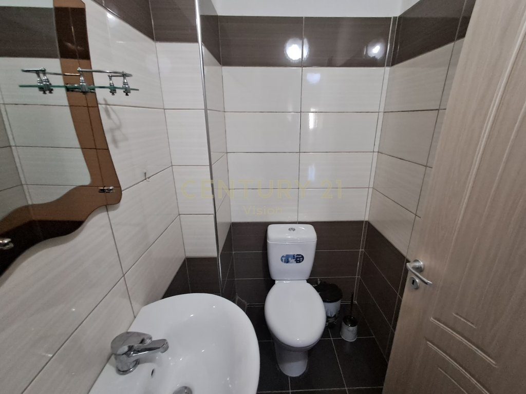 Apartment 2+1+2 for rent near the clock tower, Shkodër | 110 m² 4