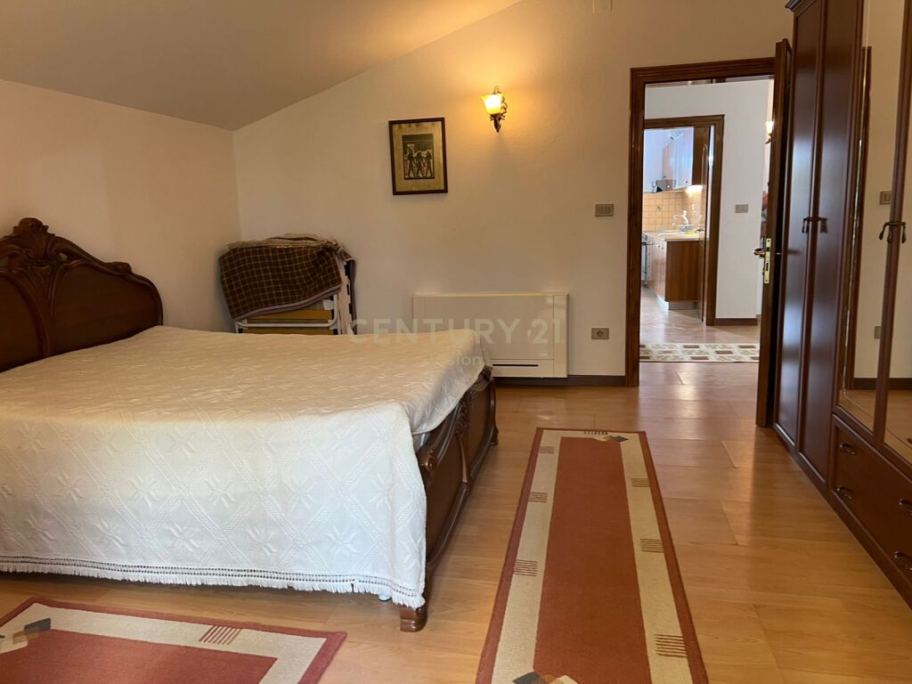 We rent the 3rd floor of a villa in the center of Shkodra!! 4