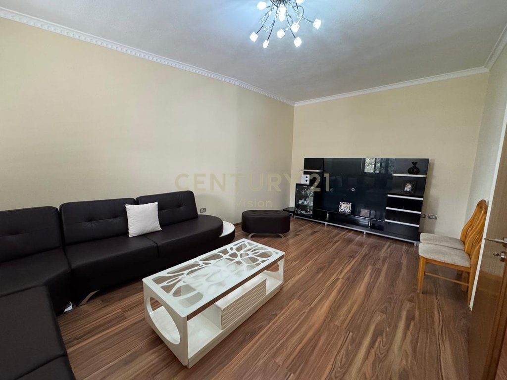 3-story villa for sale in Dergu, Shkoder 3
