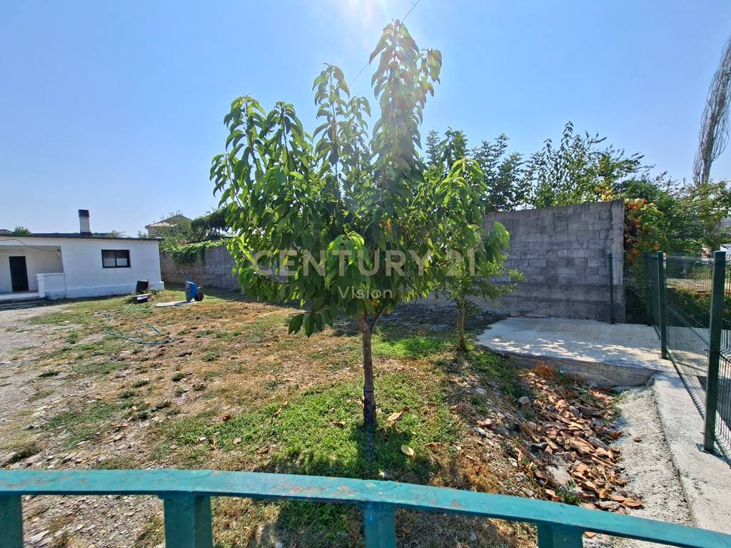 House 3+1 for Sale on Ethem Kazazi Street - 128000€ | 640 m² 4