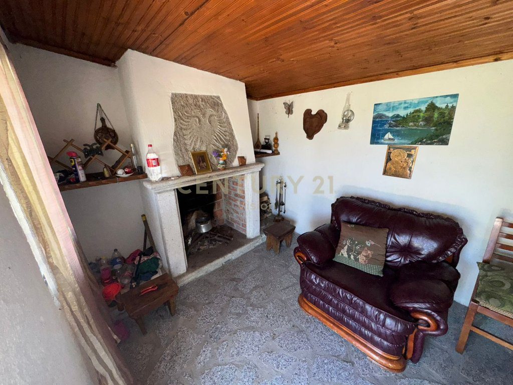 Private house + land for sale in Golem, Shkodër | 1000 m² 4