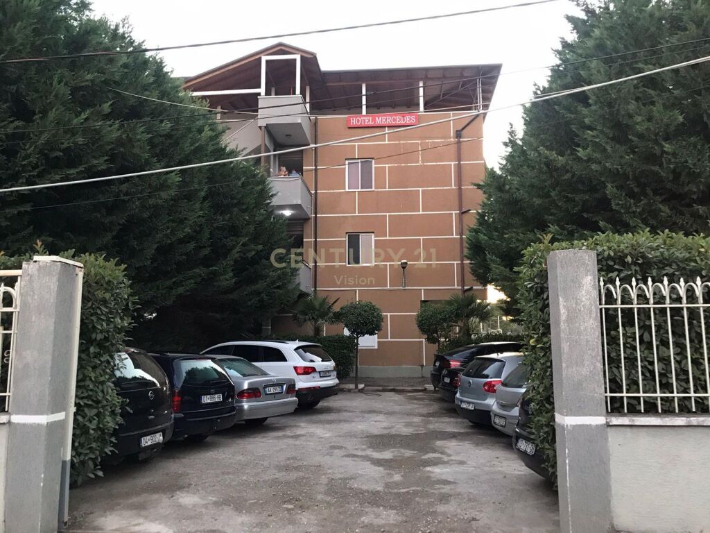 HOTEL FOR SALE IN THE CENTER OF VELIPOJE 1245 m² 4