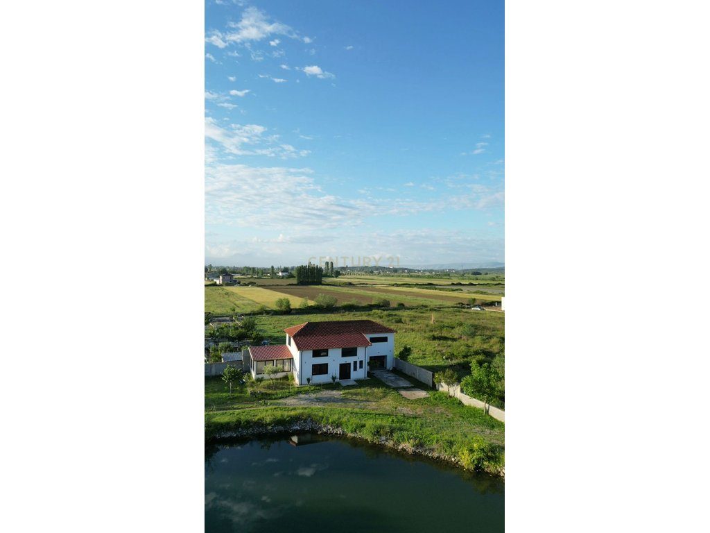 Luxurious and unique villas for sale. 2