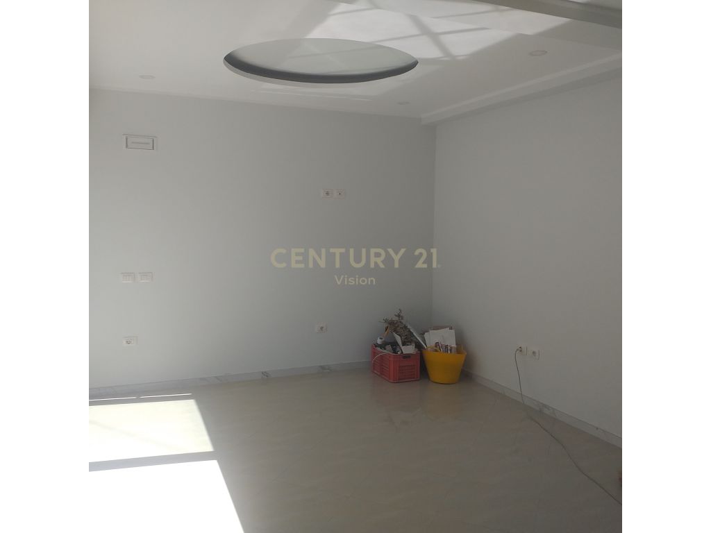 BUSINESS ENVIRONMENT FOR RENT