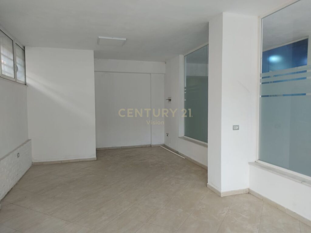 Business premises for sale near Rguga e Gjana, Shkodër - 43 m²