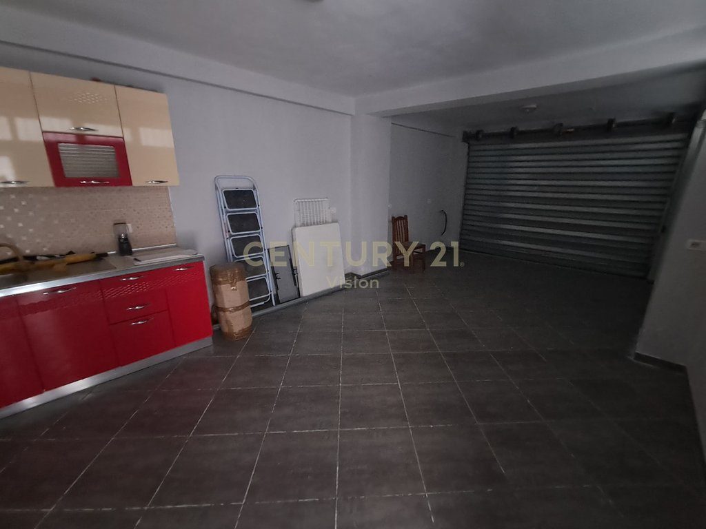 Garage for sale Rus, Shkodër | 34.80 m²