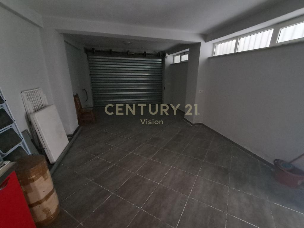 Garage for sale Rus, Shkodër | 34.80 m² 2