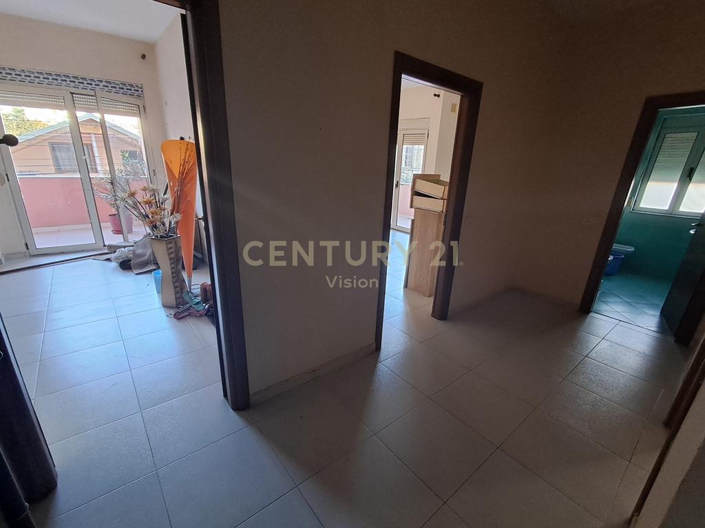 Apartment 2+1+2 for sale, Dervishbeg Bridge, Shkoder - 111 m2 4