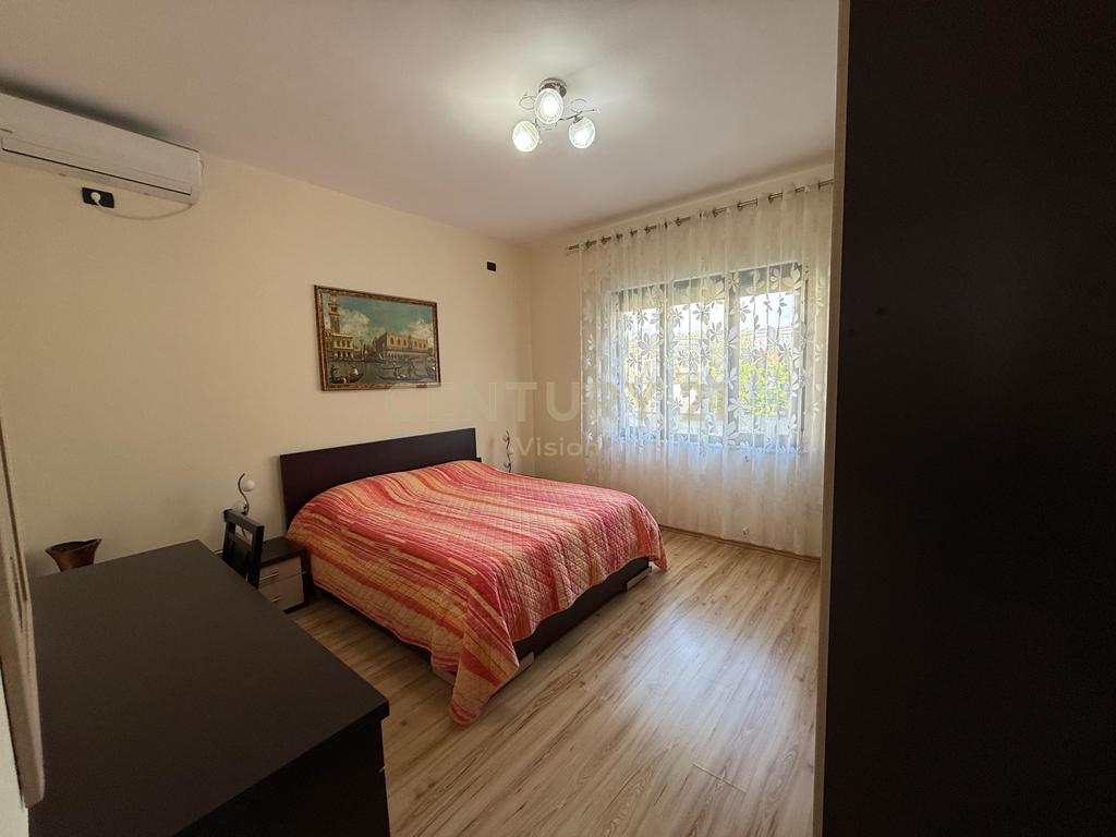 Private house for sale + Studio + Land, near Floga Hotel, Shkodër 3
