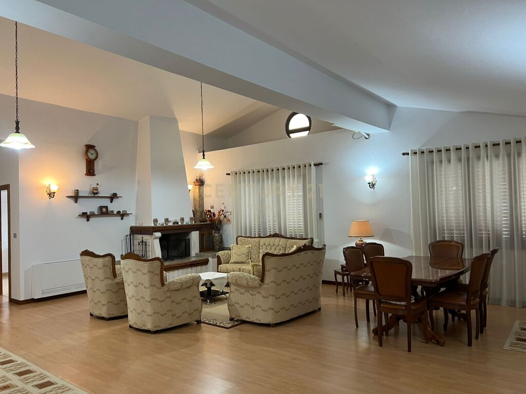 We rent the 3rd floor of a villa in the center of Shkodra!!