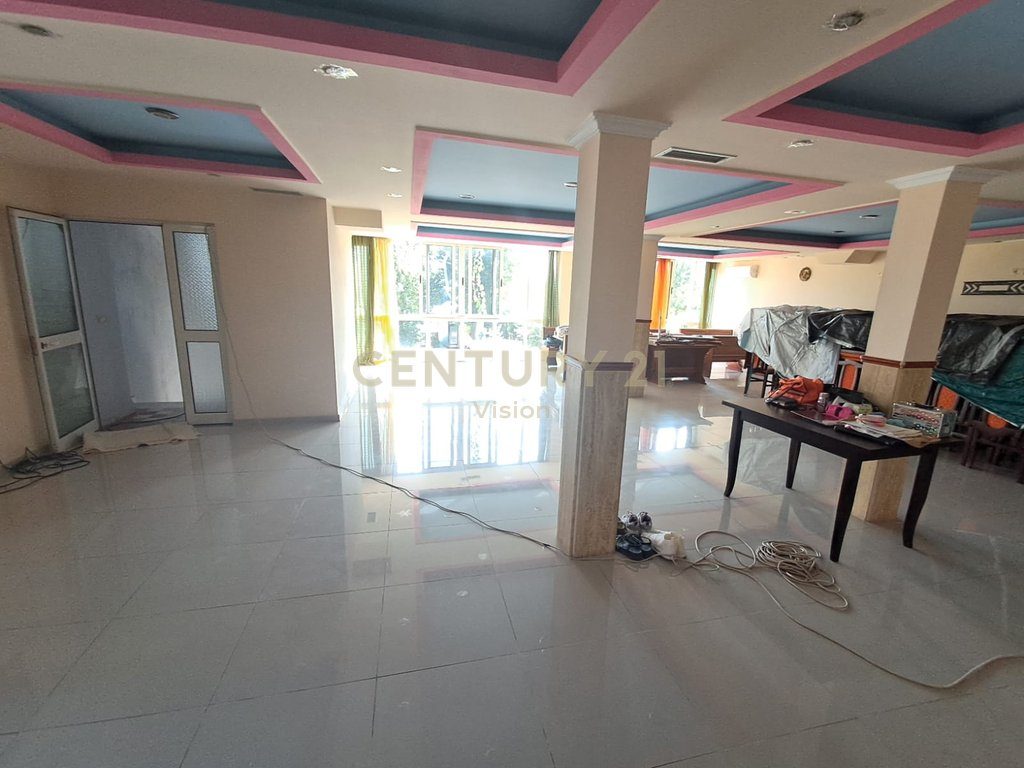 3-storey villa + business premises for sale in Zues, Shkodër 4