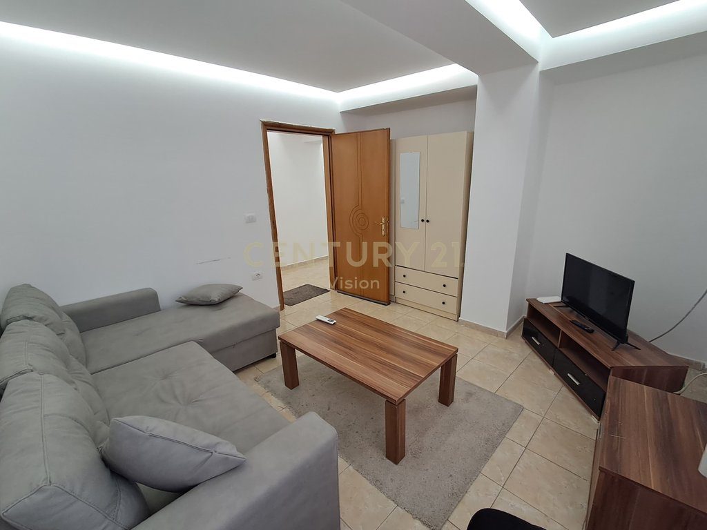 Apartment 1+1 For Rent in Shkodra Center | 60 m² 2
