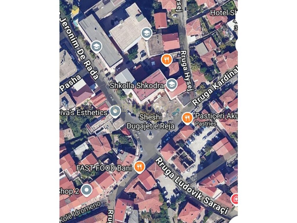 FOR RENT BUSINESS BUILDING, HOTEL AND BUSINESS ENVIRONMENT ON THE FIRST FLOOR.
AVAILABLE TOGETHER OR THE ENVIRONMENT ONLY.