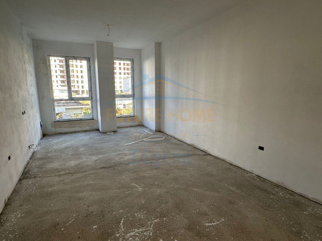 Shitet, Apartament 2+1+2, '' Splendor '' Residence, Porcelan. 2