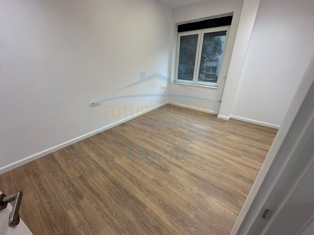 Shitet, Apartament 2+1, Rruga Eduard Mano, Liqeni i Thate, Tiranë. 3