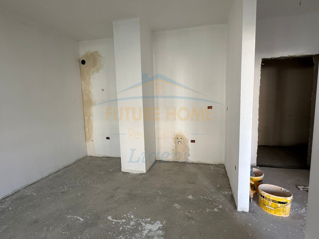 Shitet, Apartament 2+1+2, '' Splendor '' Residence, Porcelan. 3