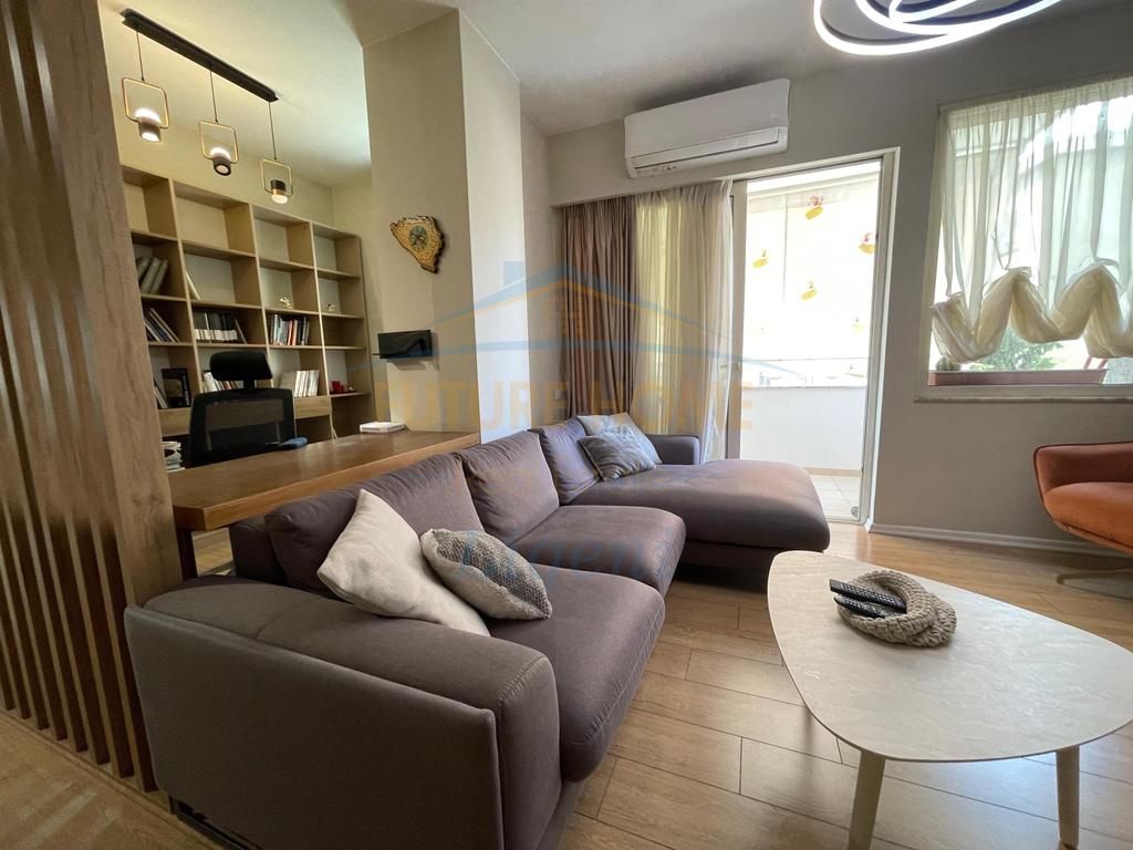 Qera, Apartament 2+1, Tregu Elektrik, Tiranë