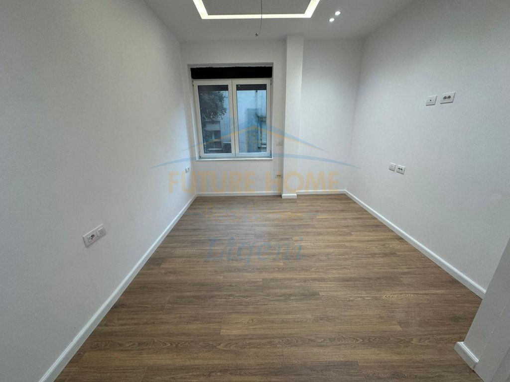 Shitet, Apartament 2+1, Rruga Eduard Mano, Liqeni i Thate, Tiranë. 4
