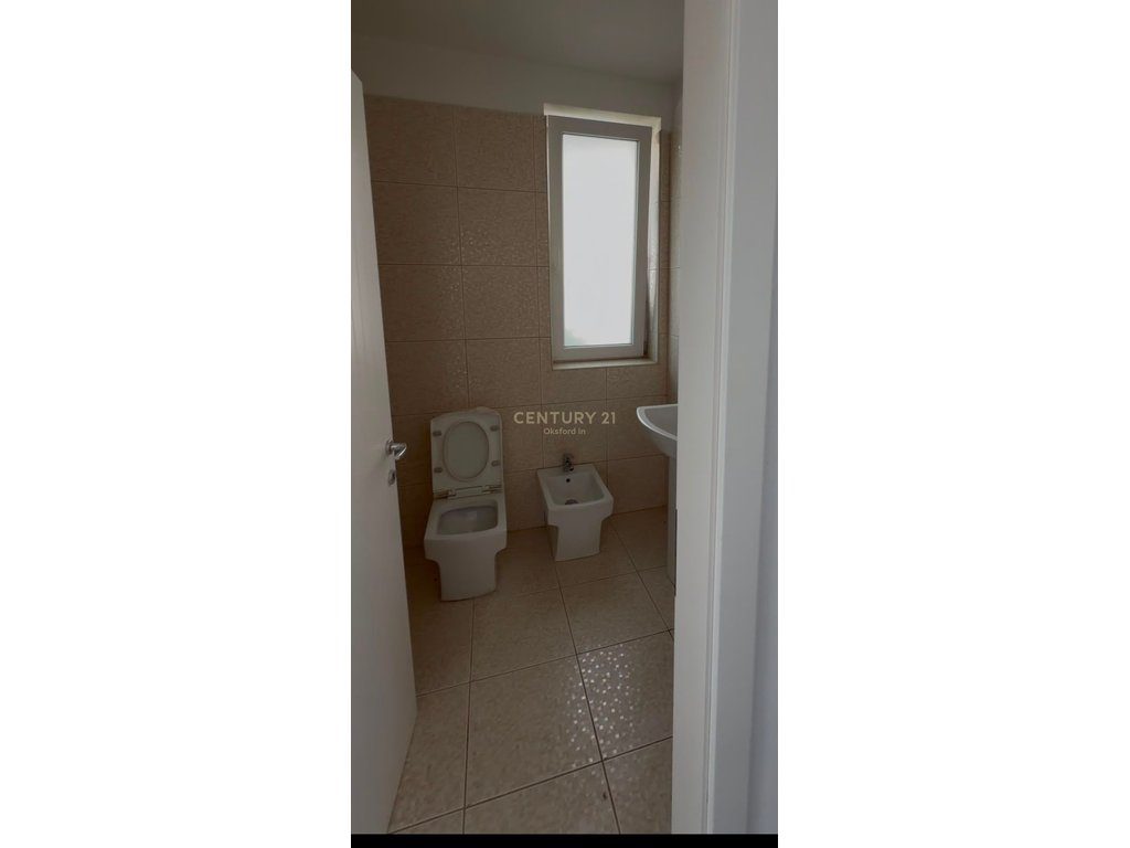 DUPLEX NË SHITJE TEK "TALEA COAST", PLAZHI I TALES 4