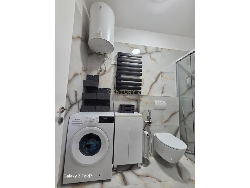 SHITET PENTHOUSE ME PAMJE NGA DETI NË SHËNGJIN 4