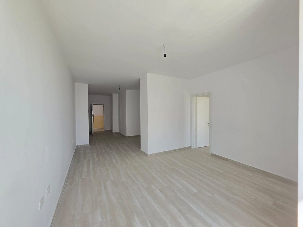 SHITET APARTAMENT 1+1, SHENGJIN 4