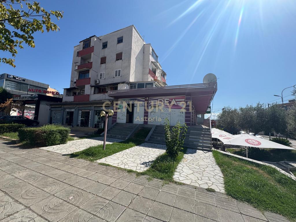 Commercial unit for sale at the entrance of Elbasan, near the Luleve roundabout 2
