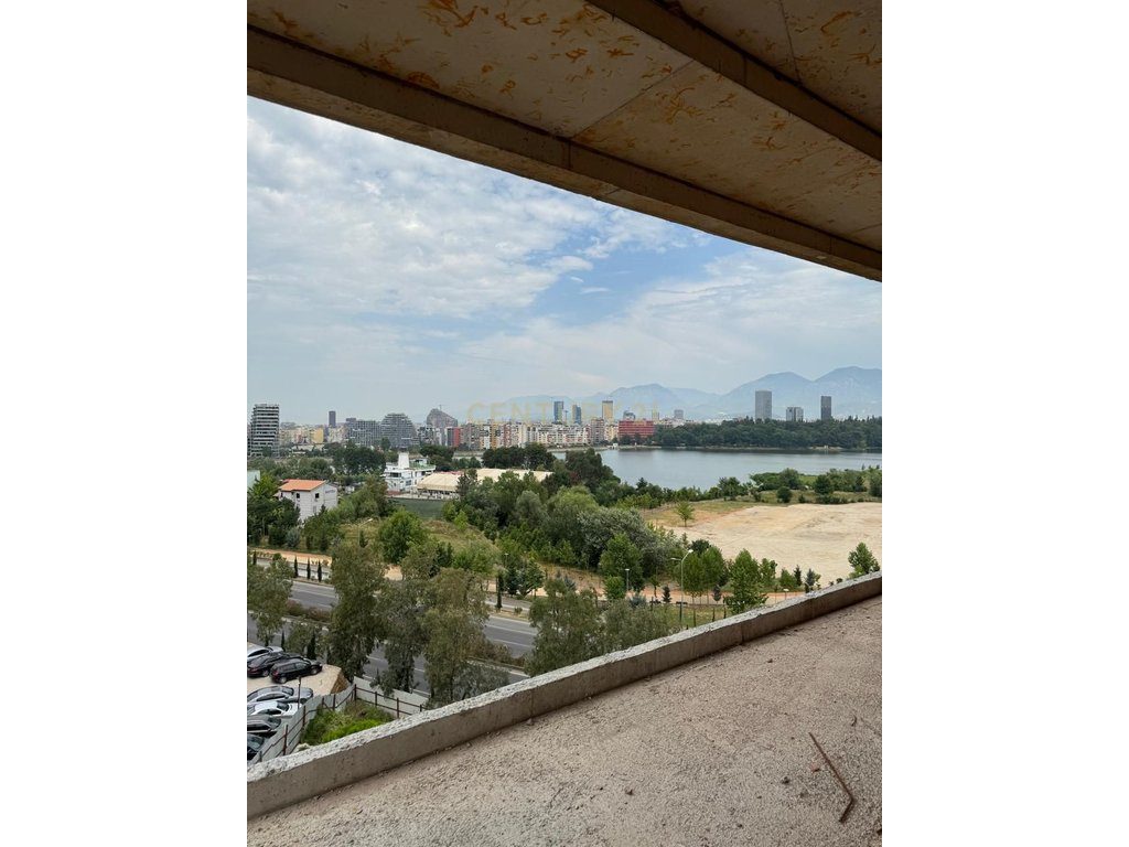 Modern 2+1+2 apartment near Artificial Lake and Dry Lake 3