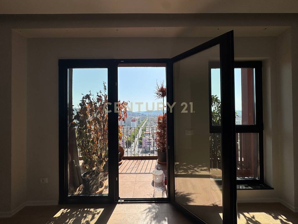 PREMIUM OFFICE FOR RENT IN TIRANA GARDEN BUILDING 3