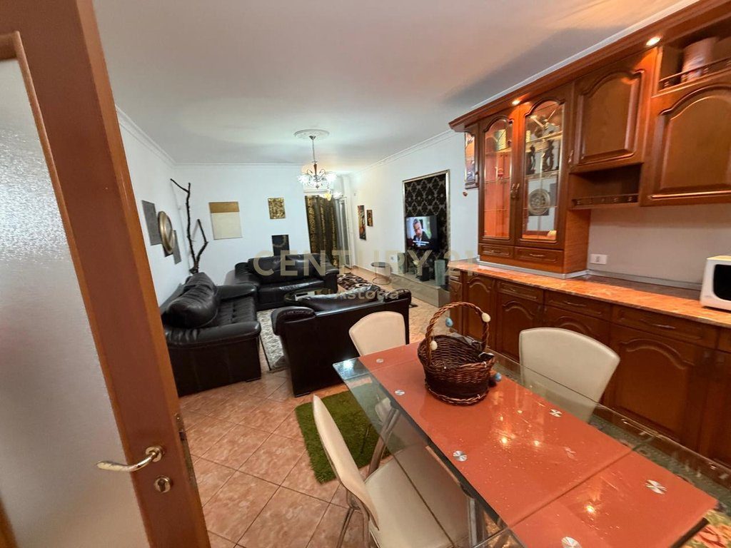 🏡 Apartment 2+1+2 for Rent: Zogu i Zi 2