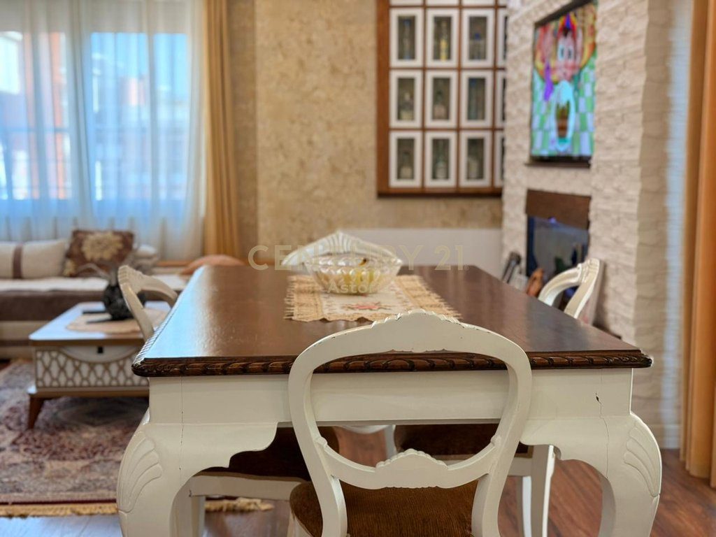 Apartment 2+1+2+parking space for sale in the Sima Com complex, New Ring Road. 4