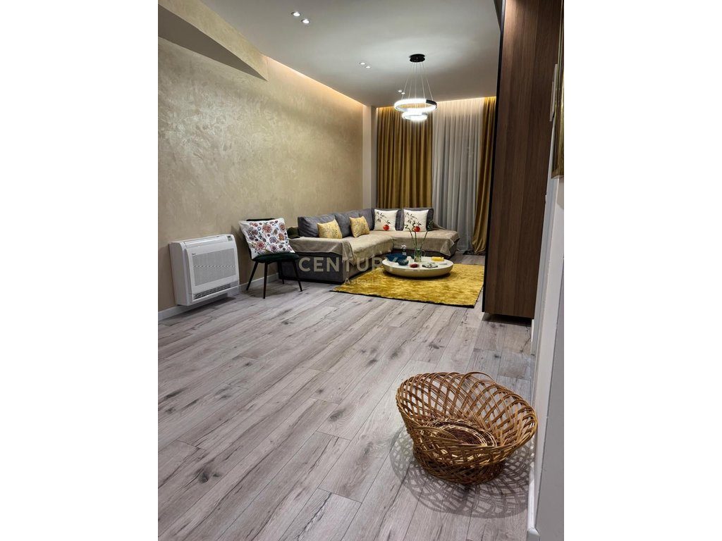 ✨ LUXURY TRIPLEX FOR RENT, RESIDENCE "KODRA E DIELLIT 2" ✨ 4
