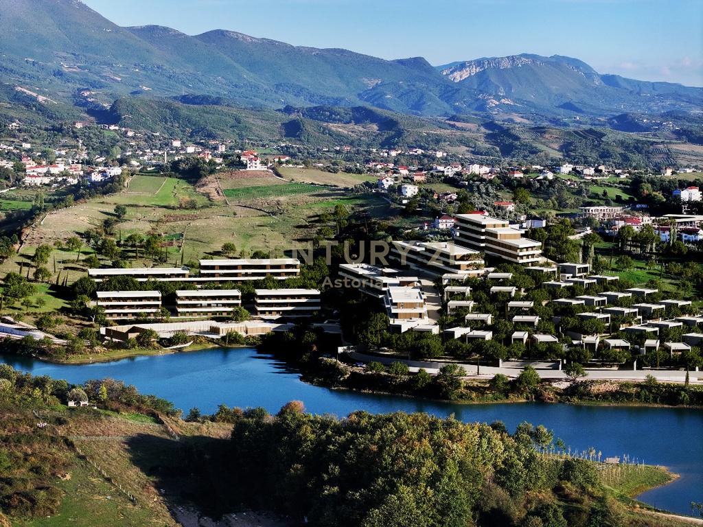 Modern villa with a 464 m² plot and 2 parking spaces in the Farka Lake Front residence.