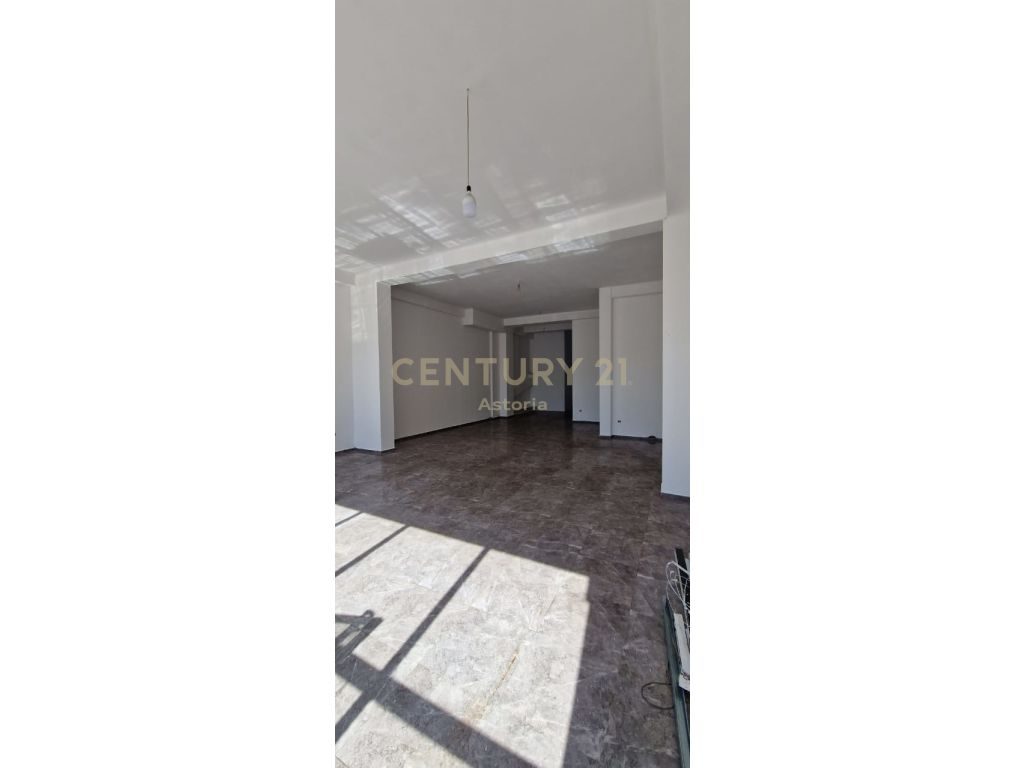 Commercial premises for rent in Misto Mame. 2