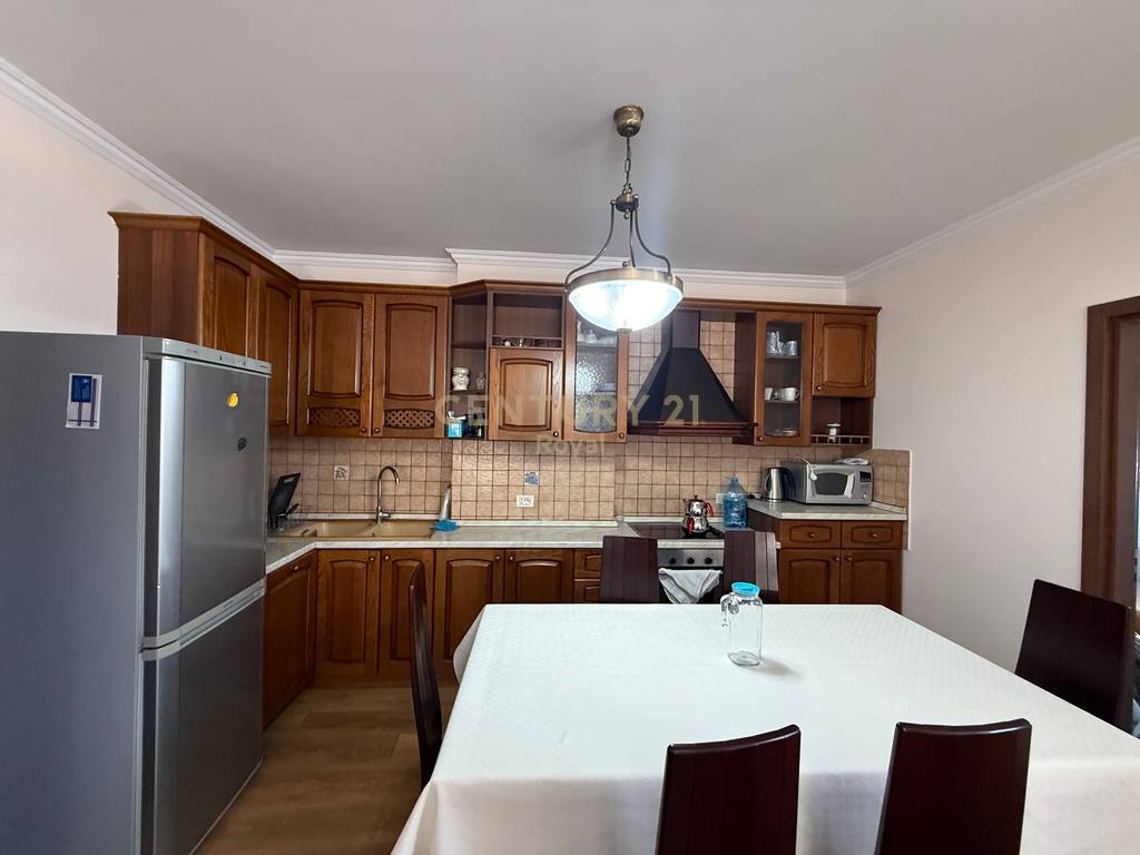 Jepet me qira apartament 2+1+2 – Rruga e Elbasanit, Tiranë 2