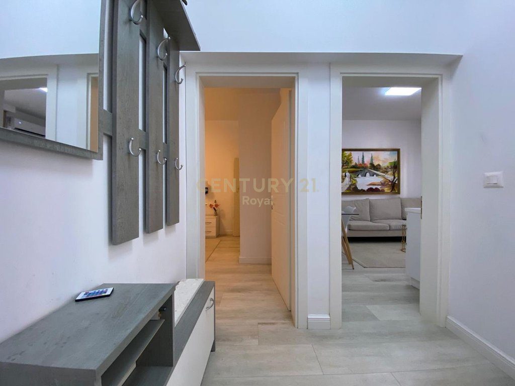 JEPEN ME QIRA APARTAMENT 1+1 NE BLLOK PRANE LIBRIT UNIVERSITAR 2