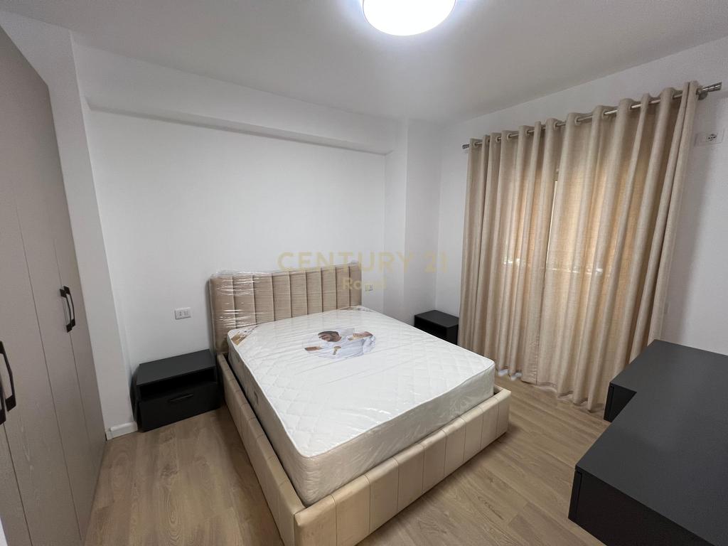 APARTAMENT PER QIRA 2+1+2 NE ZOG TE ZI 4