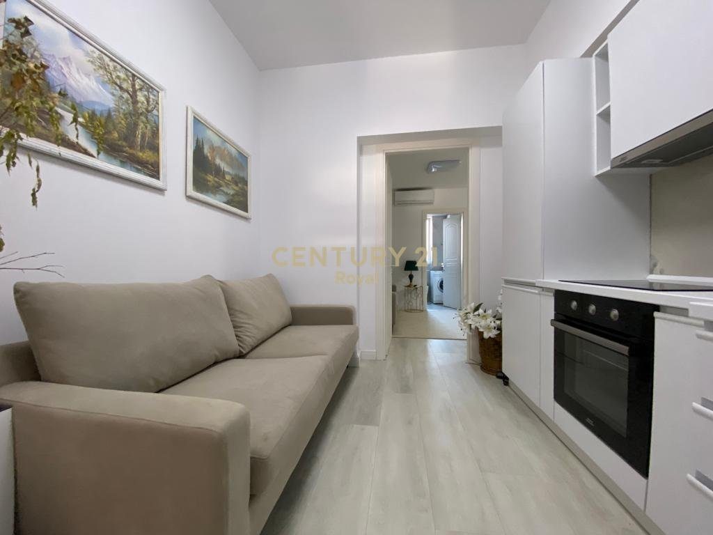 SHITET APARTAMENT 1+1 NE BLLOK PRANE LIBRIT UNIVERSITAR