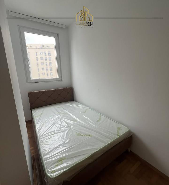 Banesë me qira – Mati 1 4