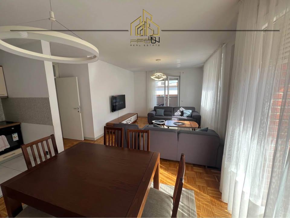 Banesë me qira – Mati 1 4