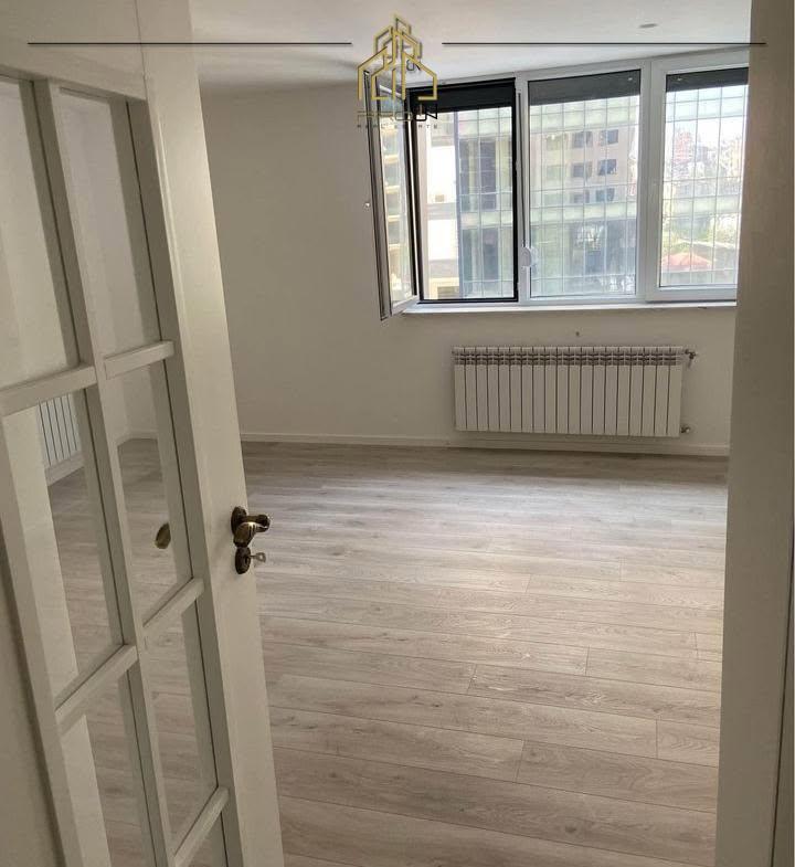 Banesë / Zyre me qira – Lakrishtë 4