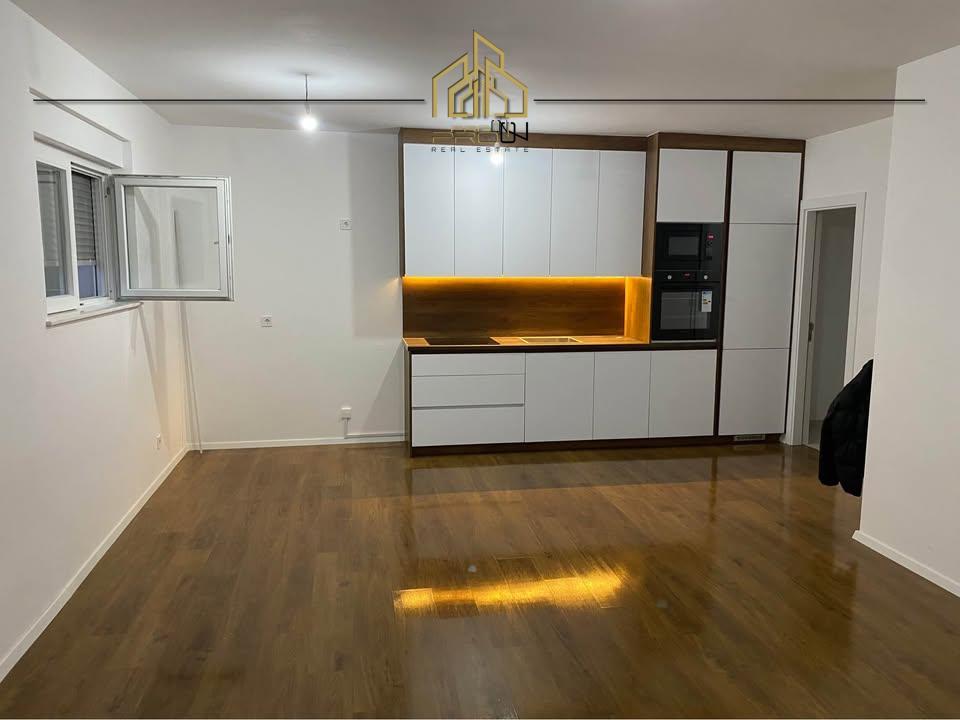 Banesë / Zyre me qira – Mati 1 3