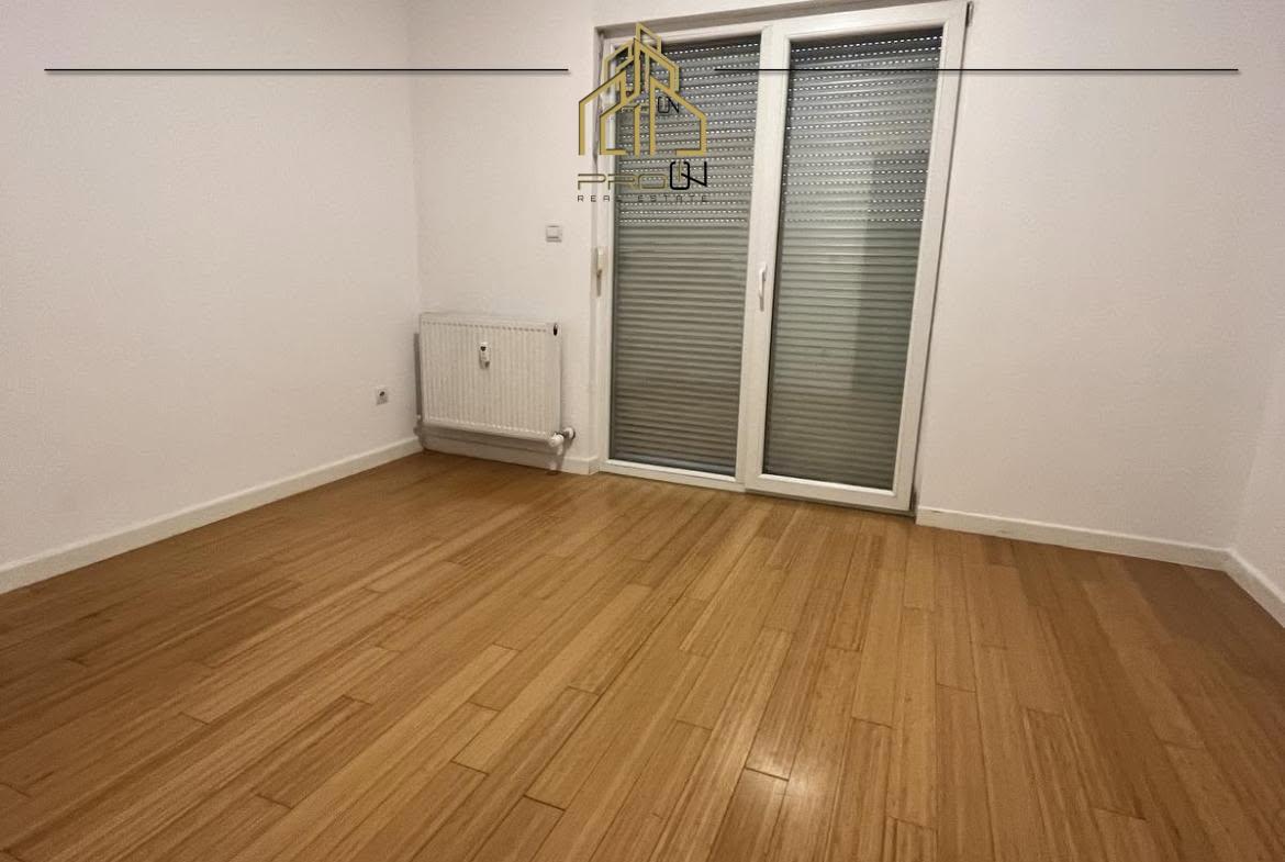 Banesë / Zyre me qira – Rruga B 3
