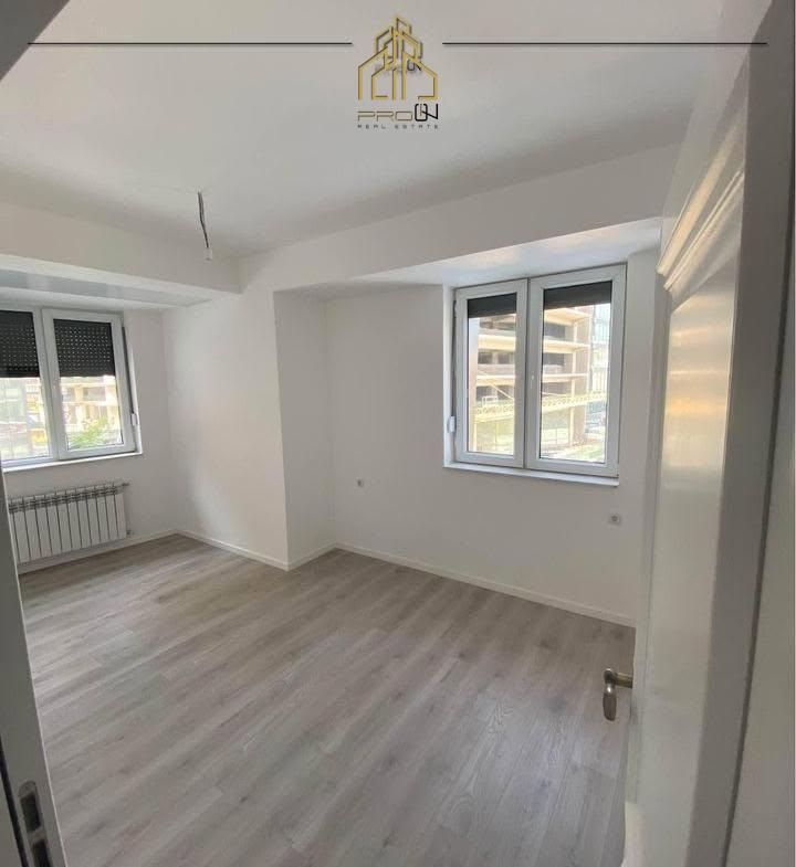 Banesë / Zyre me qira – Lakrishtë 2