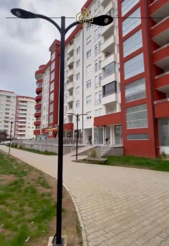 Banesë / Zyre me qira – Rruga C