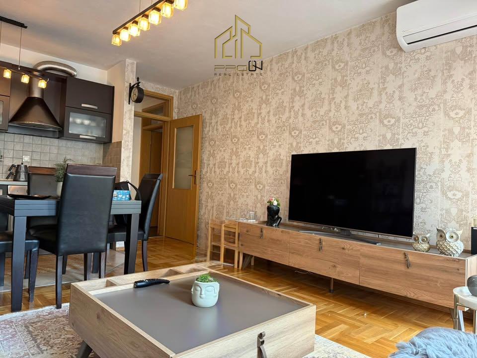 Banesë me qira – Fushë Kosovë