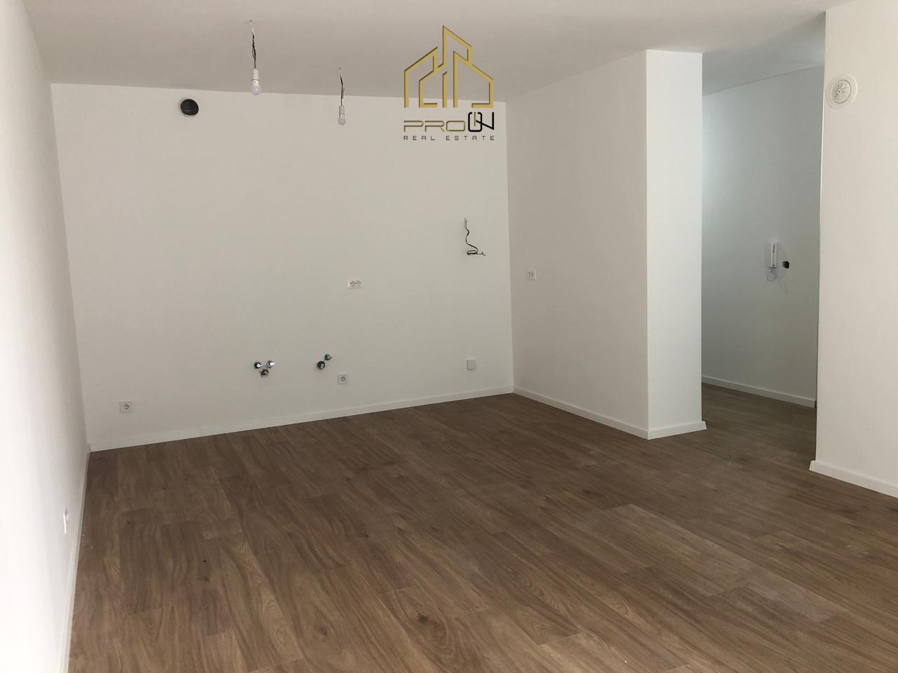 Banesë / Zyre me qira – Mati 1 4