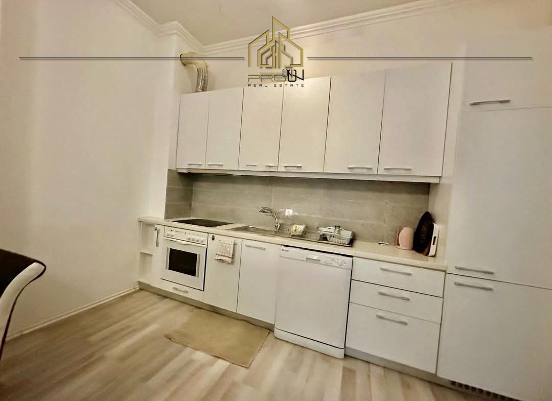Banesë me qira – Mati 1 4