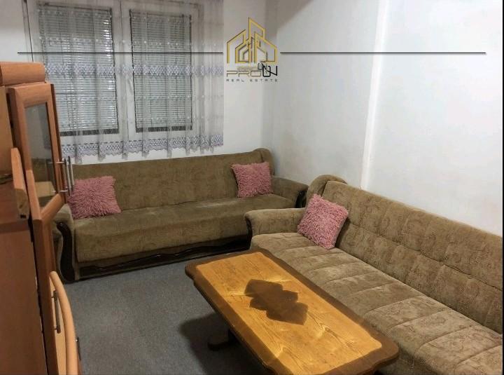 Banesë me qira – Kalabri (Emshir)