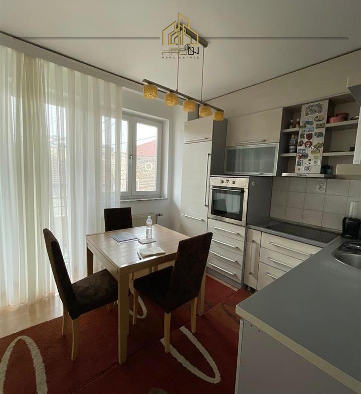 Banesë me qira – 4 Llullat 4