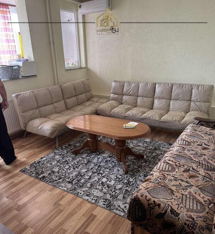 Banesë / Zyre me qira – Ulpianë 1